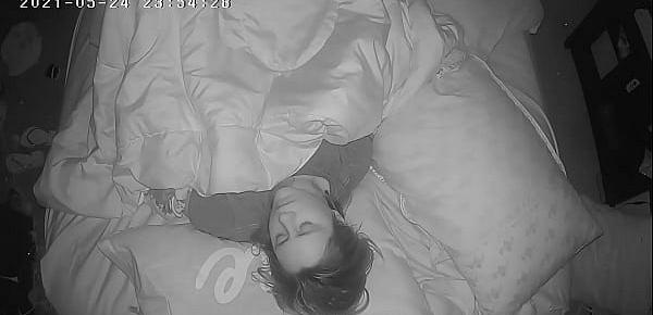  MILF Has Intense Secret Orgasm Before Bed Spy Cam